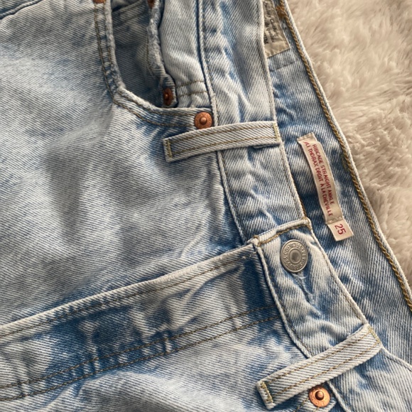 Women’s Levi’s Ribcage Straight jeans - Picture 3 of 3